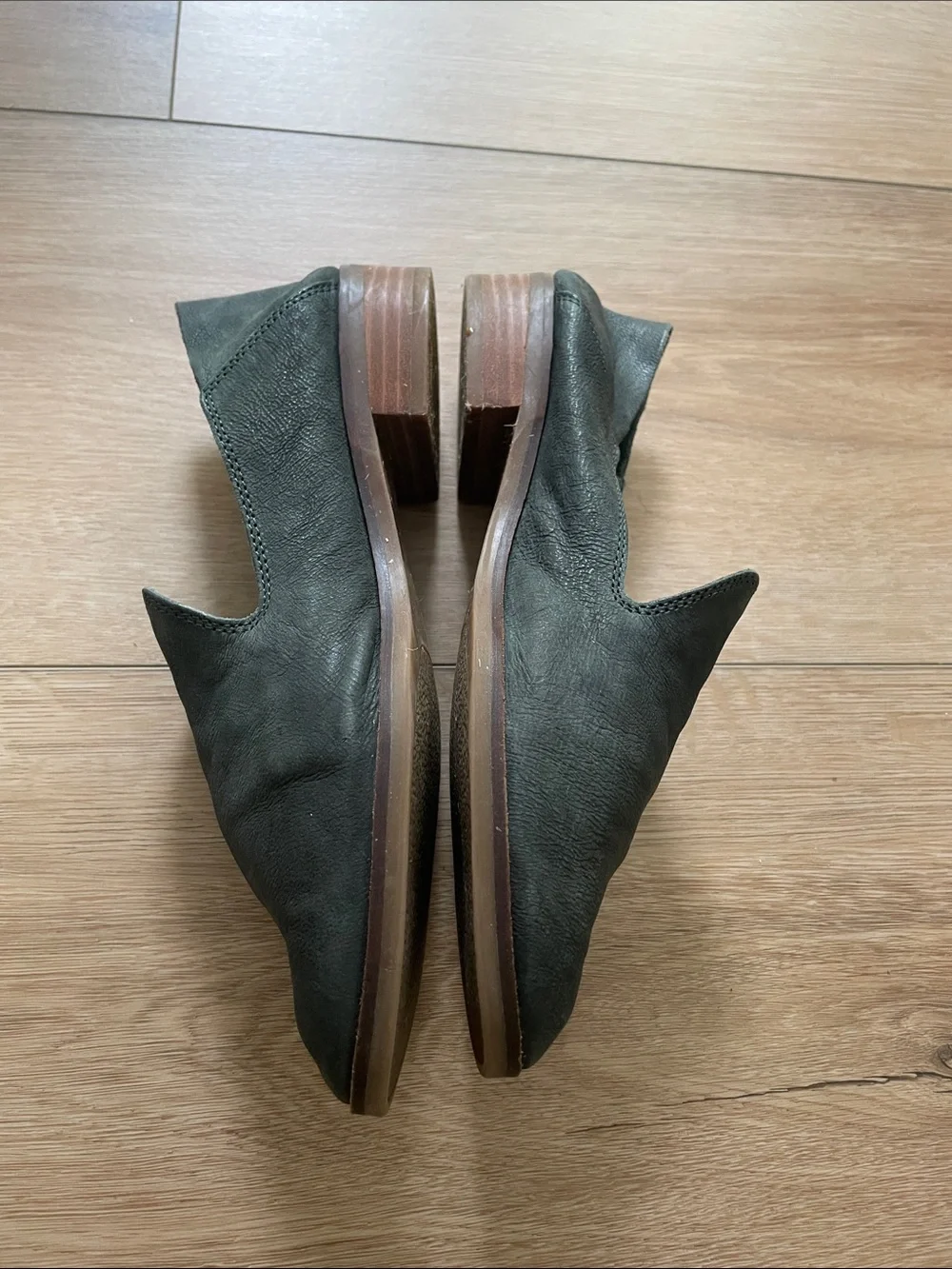Lucky Brand Cahill Olive Green Leather Loafers Women 7 Slip on Work Casual #0009